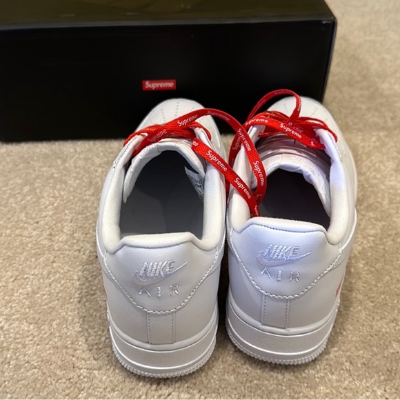 COPY - Supreme /Nike Air Force 1 Low White Size 8 - Picture 8 of 10